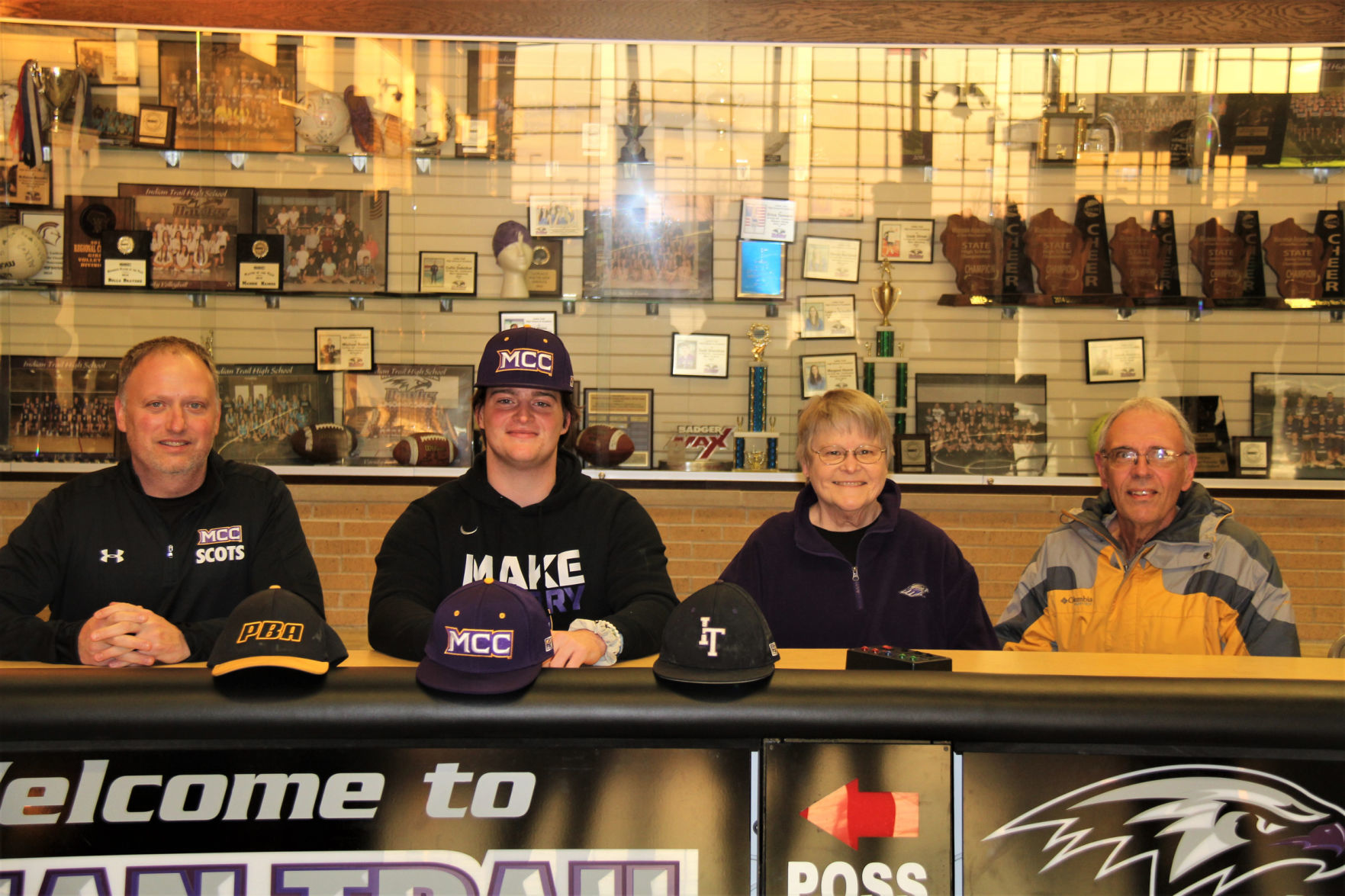 Sam Scarlato signing